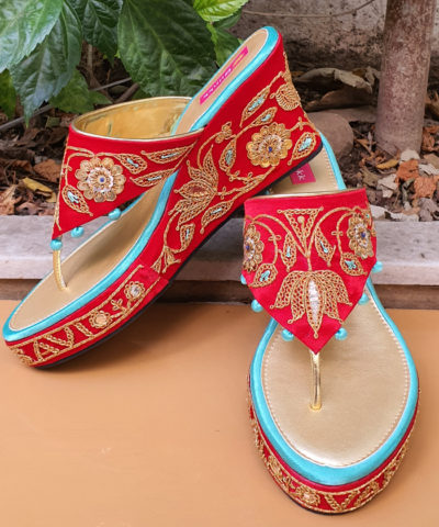 Personalised Lotus Marodi Platforms