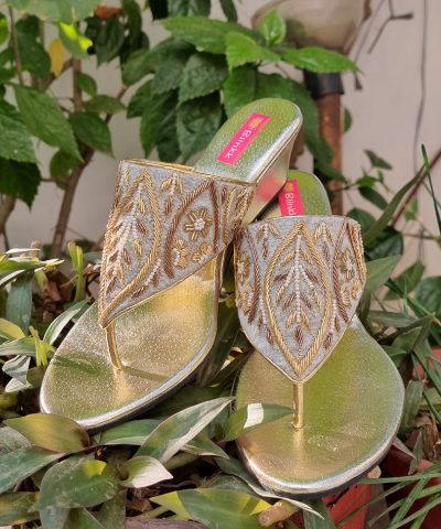 Neutral Zardosi Pearl Wedges